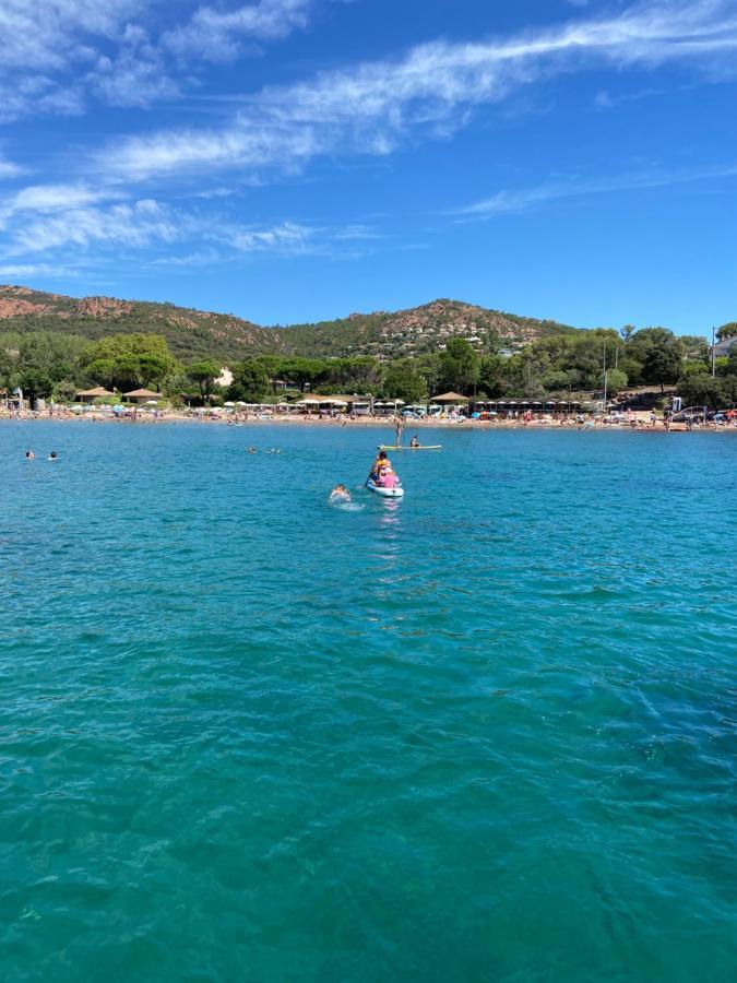 Appartement De Vacances Au Calme Absolu, Vue Mer. แซงเตกูลฟ์ ภายนอก รูปภาพ