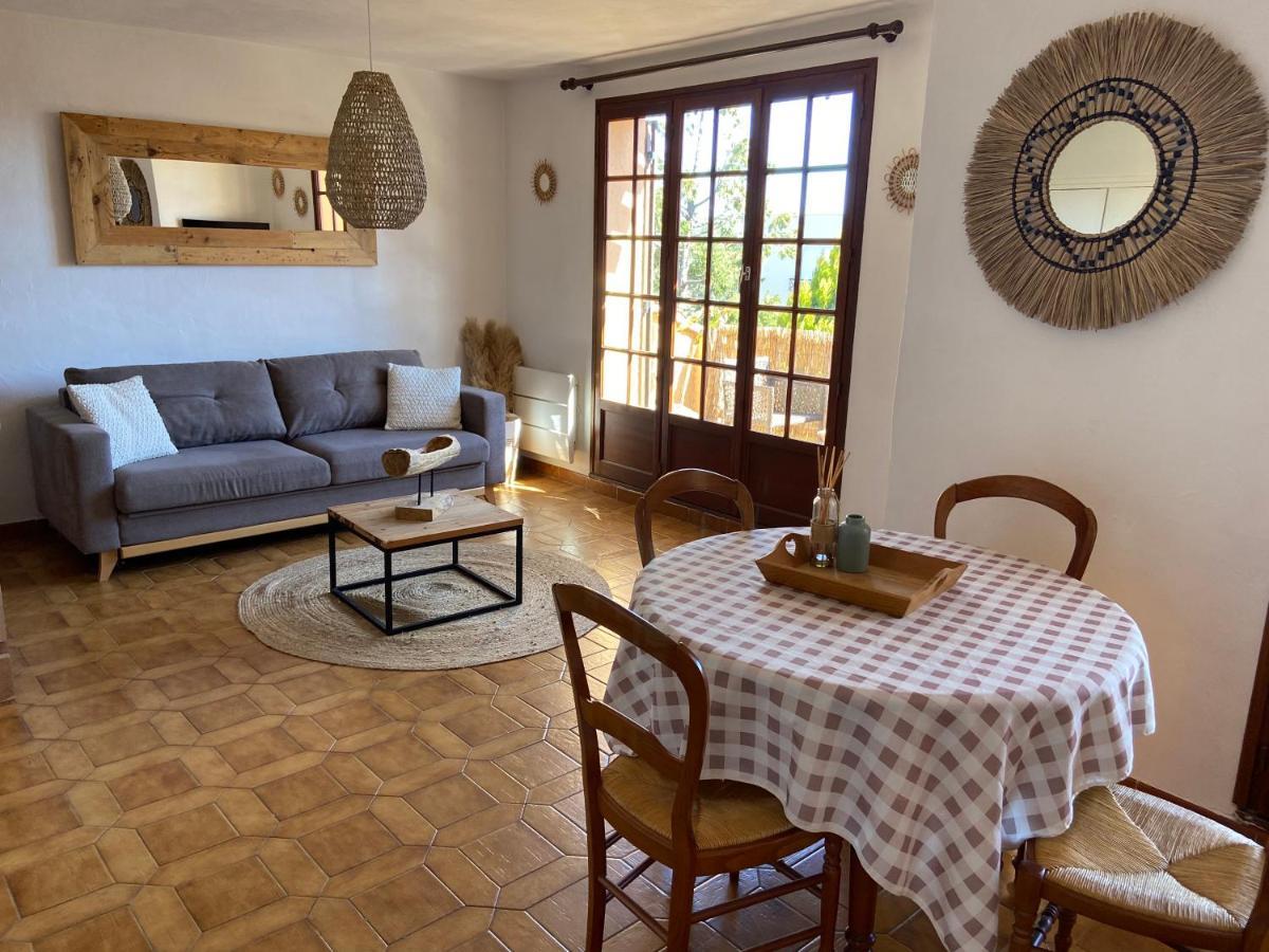 Appartement De Vacances Au Calme Absolu, Vue Mer. แซงเตกูลฟ์ ภายนอก รูปภาพ