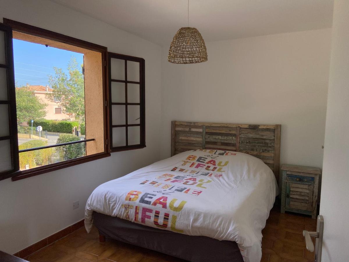 Appartement De Vacances Au Calme Absolu, Vue Mer. แซงเตกูลฟ์ ภายนอก รูปภาพ