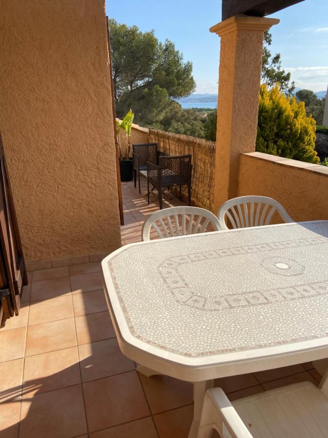 Appartement De Vacances Au Calme Absolu, Vue Mer. แซงเตกูลฟ์ ภายนอก รูปภาพ