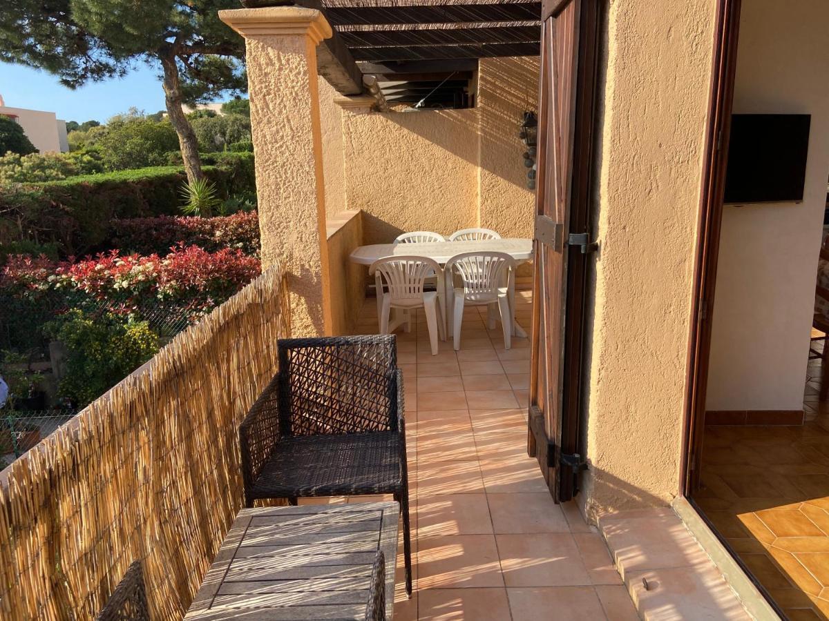 Appartement De Vacances Au Calme Absolu, Vue Mer. แซงเตกูลฟ์ ภายนอก รูปภาพ